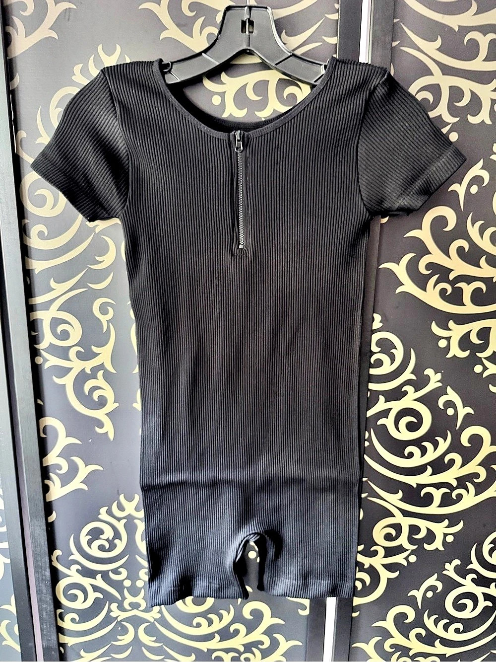 Jolie & Joy Girls Ribbed Short Sleeve Romper Girls 7/8 Black Ribbed Romper Like